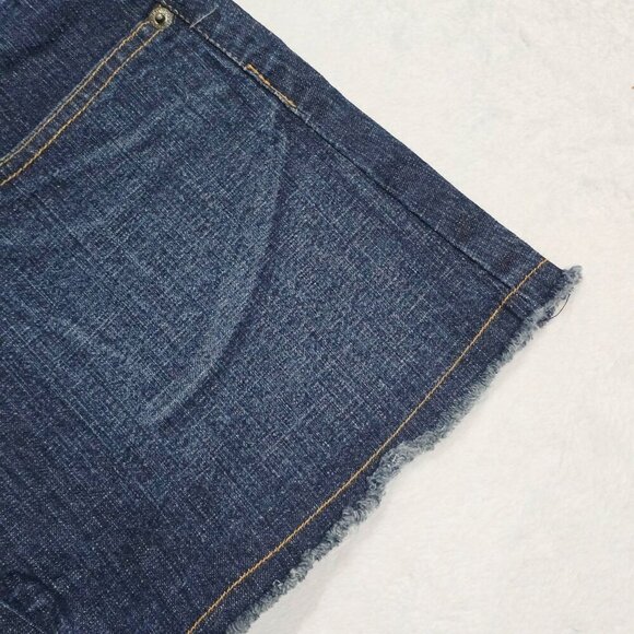 Rampage ✦ Y2K Denim Mini Skirt ✦ Dark Wash Raw Hem Jean Cutoff Skirt Size 1 NWOT - Picture 4 of 6